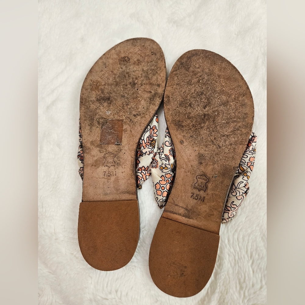 Tory Burch Carson Flat Thong Sandals Size 7.5M - Picture 4 of 4